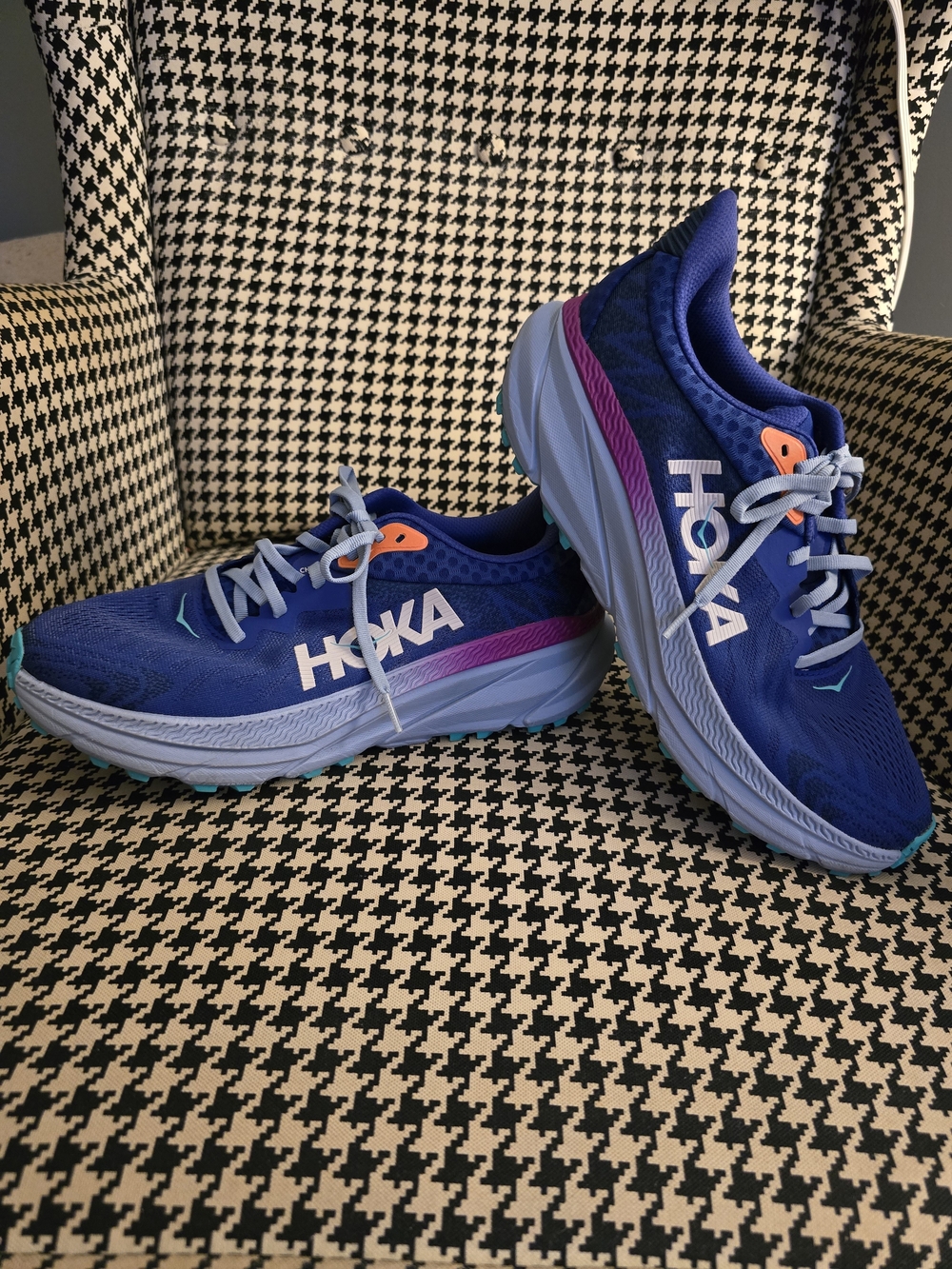 HOKA Women's Challenget ATR 7 Walking & Running Shoes